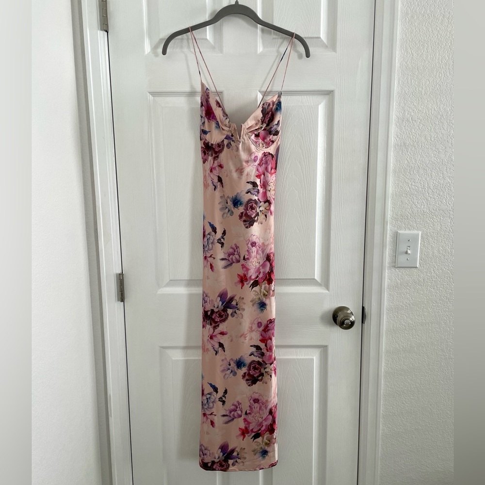 π Floral Slip Dress - Picture 14 of 15